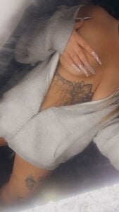 Curvy_Ciara_26 Public Immagine  2