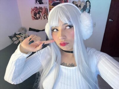 Hinatamoon_ White hair 💜 Foto 3