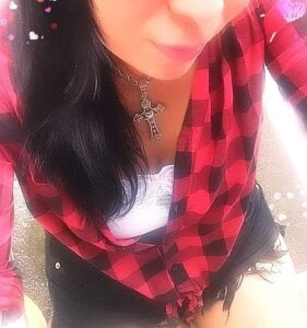 Myrelyhot Public Pic 3