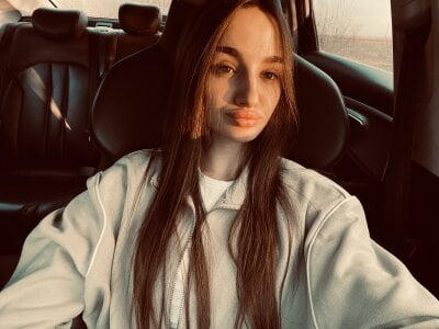 miiss__lulu 𝒔𝒆𝒍𝒇𝒊𝒆 🤍 Hình 3