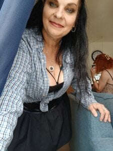 GeeKneeBee Public Pic 5