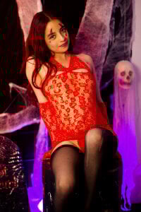 NatallySmiith “Beware: sexy scare” Pic 8