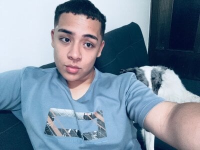 Erick_craig Welcome to my room 👋 Foto 4