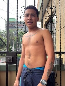 MarcusLux_ Public Pic 7