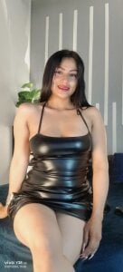 Zairaa_Fox black dress Pic 3