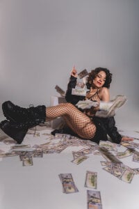 MhiaCorleone Godde$$ loves ca$$h piggy Pic 6