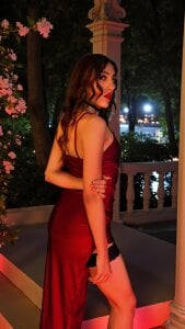 antonellastar24_ 🔥 Passion in Red Pic 5