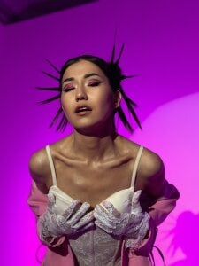 LeyylaStoone In the Queen's chambers Bilde 3