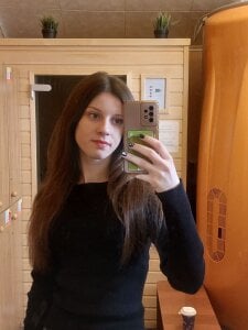 VelvetNyxen Public Pic 4