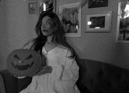 AnaSteisher 🎃Halloween🎃 Pic 7