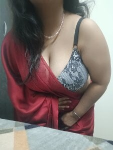 Bhabhiji1のPublicの 2枚の写真