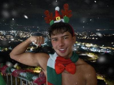 Leonarrrd_01 Merry Christmas 🎄☃️❤️ Pic 2