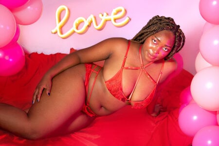 NiaWilsons Valentine's Day Kuva 2