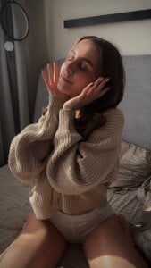 HellPeach Sunny album Pic 5