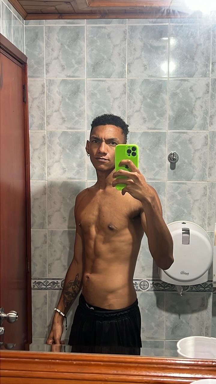 JulienSaint Populært bilde 2876