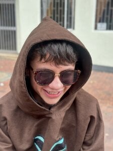 Make me smile de SimonMasseel  2 Imagens