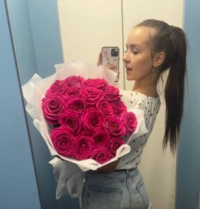 LisaSmiths Flowerss! Pic 5