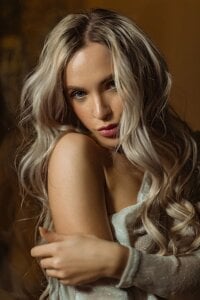 mikkixmeow NEW PHOTOSHOOT 2025 Pic