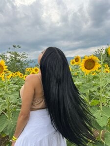AbbyHank A very yellow weekend🌻 Pic 4