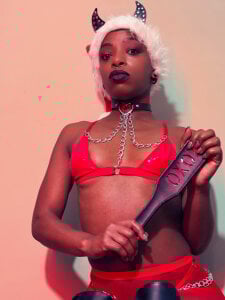 Coco_Kiss kullanıcısının Merry Christmas or Rude Christmas? 😈 albümü -  3 fotoğraf