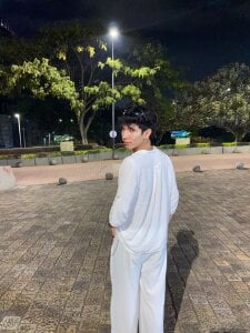 Lassuly2121 Dave Pic 3