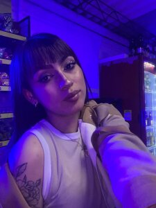 NebulaGlow_ kullanıcısının SEXY GIRLD 💖🤤 albümü -  3 fotoğraf