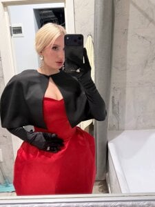 CleliaDarnelのPublicの 2枚の写真