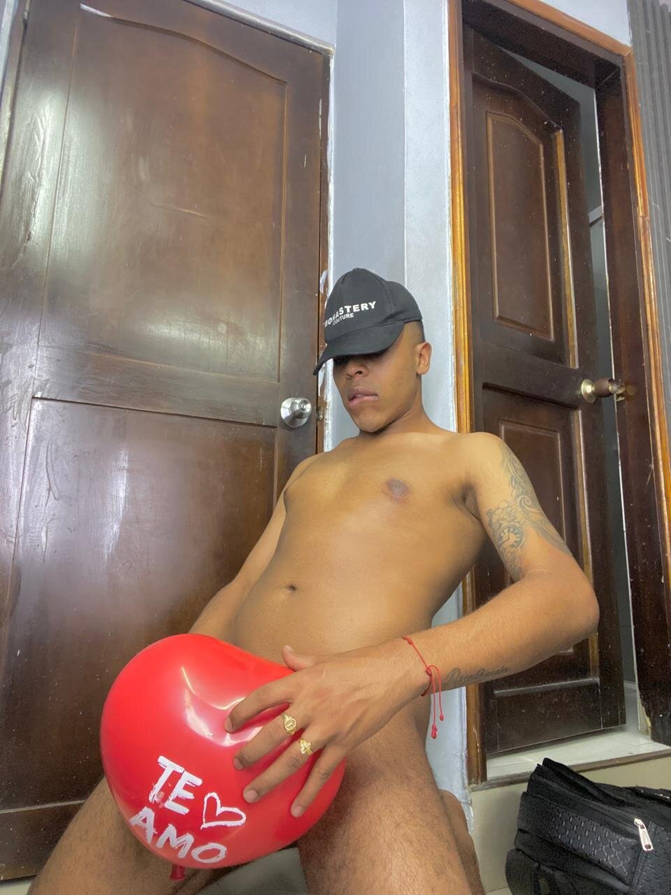 ada-brooke 님의 트렌드 중인 사진  5978개