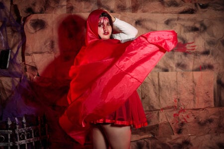 BrithneyLee_ Hide from the wolf, Little Red Riding Hood 🐺 Pic 3