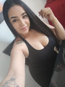 Aliz_Cooper_Tx Public Kuva