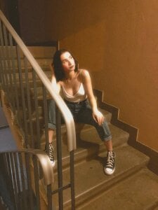 RondaFinch Public Pic 8