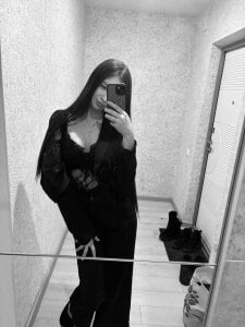 Kamilla_Cash Public 사진 4