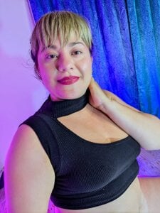 sexy milf de tania_queen  2 Imagens