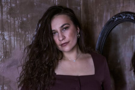 JoyCasidy Suit Company Pic 3