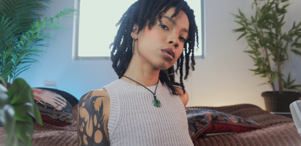 Cooper-Reds hot girl Pic