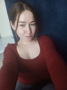 HopeKou Blue eyes Pic 4