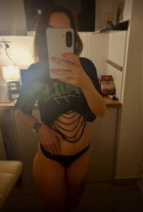 Er_yes_ass Public Pic 3