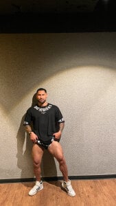 brooklyn- Clean my legs  2. fénykép