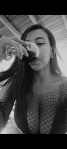 Sharlot_v Public Pic 4