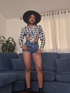Ebony_love07 your cowgirl Εικόνα 3