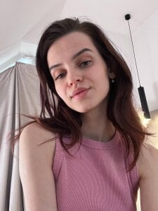 BellaBriggs 🤍🤍🤍 Gambar