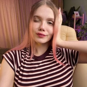 Gretchen_Mol 💫 girl next door💫 Pic 6