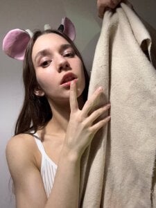 PetraHambelton Should I share the milk? Pic 5