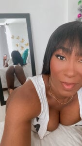 AshailaXxxのPublicの 4枚の写真