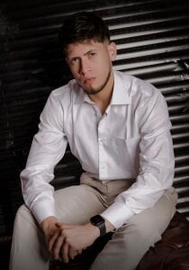 Public de SebastianMaximoff_  3 Imagens