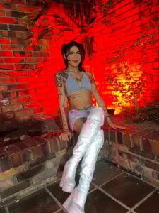 Zion_Moore Public Pic 2