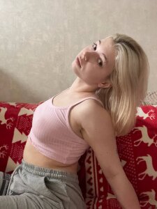 SibleyDurborow Me and friend🐶 Pic 3