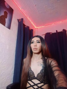 VictoriaAsianMistressPublic图片 3