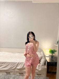 HannaHaylesbefore to go to bed Bild 2