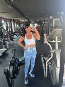 CherryCherry03 I am 사진 2